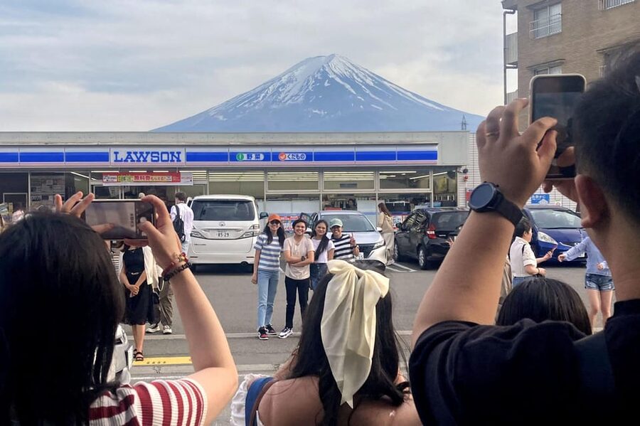 Tokyo: Mt. Fuji & Hakone Private Custom Tour English Driver - Hakone’s museum and the optional add-ons