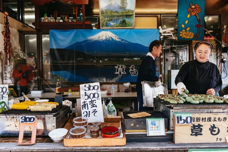 Tokyo: Mt. Fuji, Kamakura, Big Buddha, & Lake Ashi Day Trip - Oishi Park, Lake Kawaguchi, and Fuji photo time