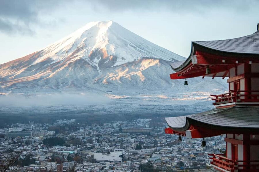 Tokyo: Mt. Fuji & Lake Kawaguchi Private Tour with Transfer - The 5th Station: Mt. Fuji up close