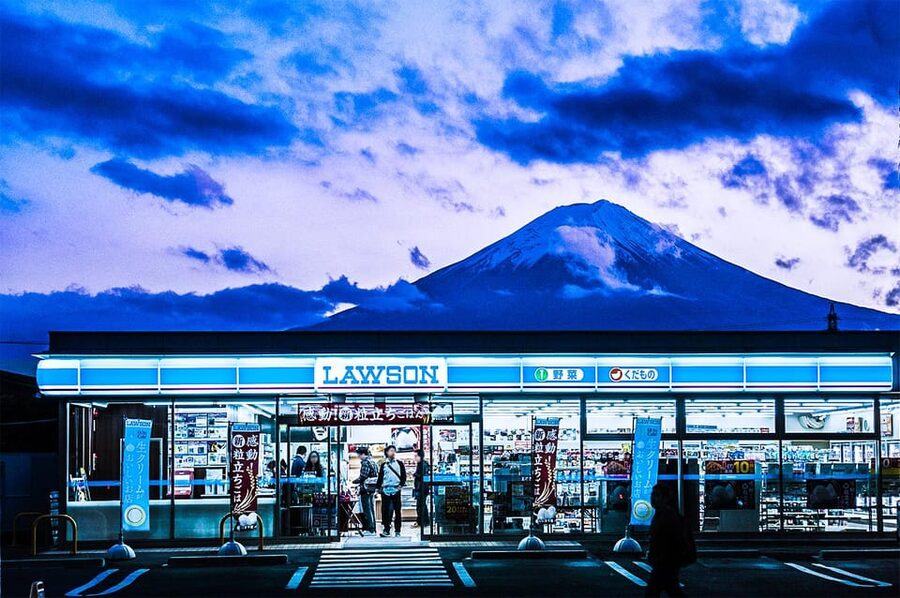 Tokyo: Mt Fuji Lake Kawaguchiko Tour & Arakuyama Sengen Park - Meeting at Tokyo Station before 8 a.m.