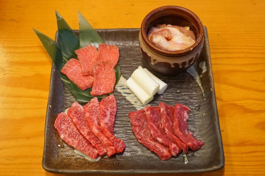 Tokyo: Night Foodie Tour in Shinjuku - Second stop: Wagyu yakiniku at your own table