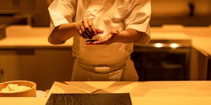 Tokyo: Night Foodie Tour in Shinjuku - The final stop: snacks, dessert, or a drink
