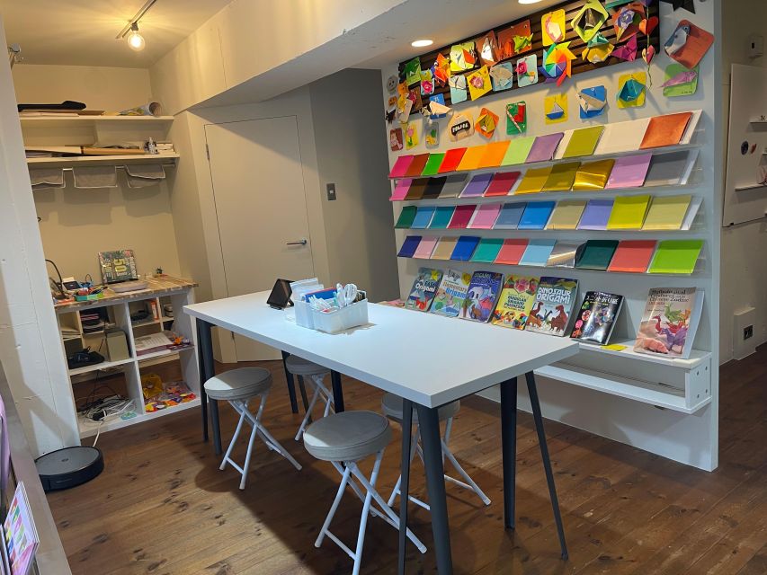 Tokyo: Origami Fun for Families & Beginners in Asakusa - How the tablet-guided session works