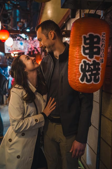 Tokyo Photoshoot Tour with a Local Photographer - Meeting Marvin at the police box
