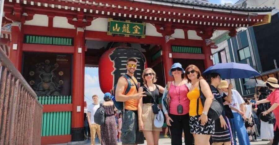 Tokyo: Private Custom Walking Tour with Local Guide - Key points to know before booking