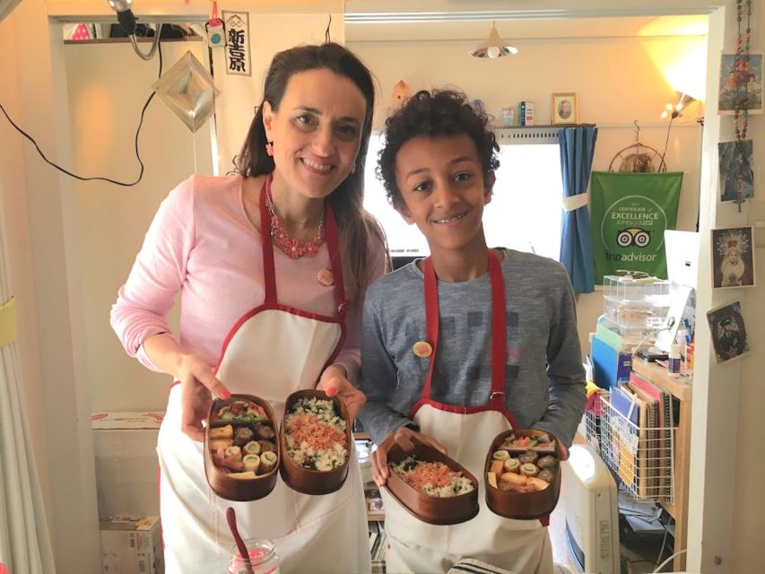 Tokyo: Private Japanese Cooking Class with a Local Chef - Cooking Japanese food in a Shinjuku apartment