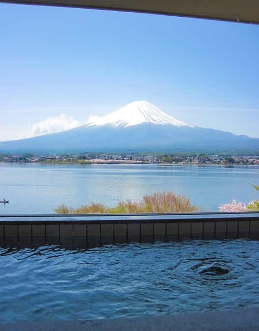 Tokyo: Private Mt. Fuji Luxury Day Tour – Fully Customizable - Oshino Hakkai and the Fuji foothills