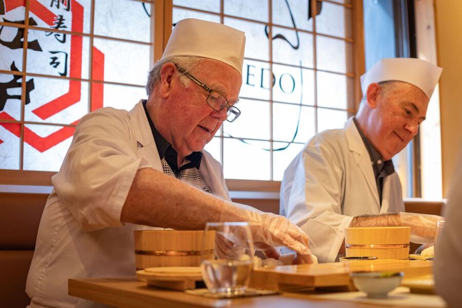 Tokyo Professional Sushi Chef Experience - Tasting six different styles of sushi