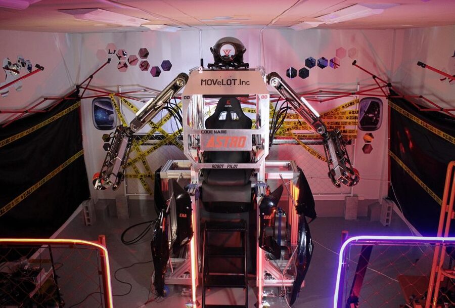 Tokyo: Robot Piloting Attraction Ticket - Entering Tokyo’s Robot Base Lab