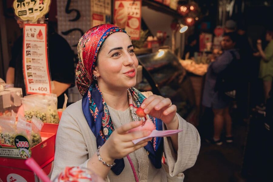 Tokyo’s Kitchen: Tsukiji Market Food & Culture Walk - How the tastings work
