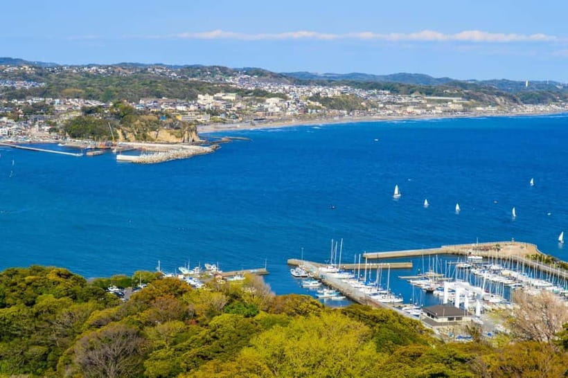 Tokyo:Sea of Mount Fuji, Hakone Ropeway, Ōwakudani, Enoshima - Enoshima’s shrines and narrow streets