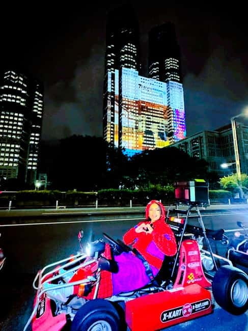Tokyo: Shibuya and Shinjuku Streets Guided Go-Karting Tour - Shibuya Scramble from the driver’s seat