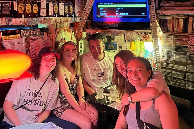 Tokyo: Shibuya Local Bar & Izakaya Crawl Tour - Group size and the social side