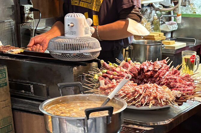 Tokyo: Shinjuku Bar Hopping & Night Walking Tour - Timing, rain, and small practical details