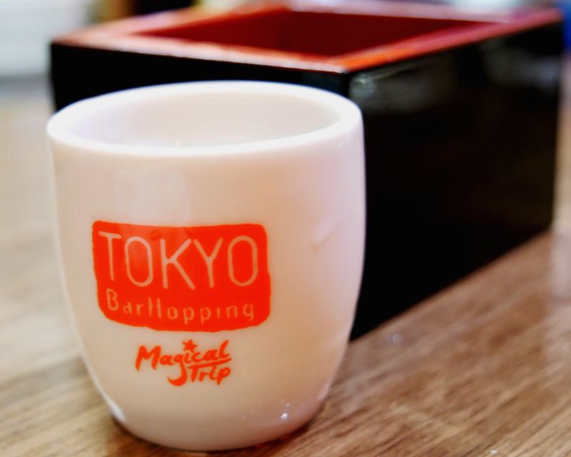 Tokyo: Shinjuku Bar Hopping with All-You-Can-Drink & Dinner - Who Should Book This Shinjuku Night Tour?