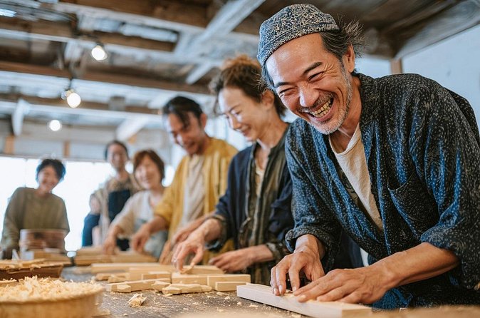 Tokyo Shinjuku Chopsticks Making Class - The step-by-step work at the bench