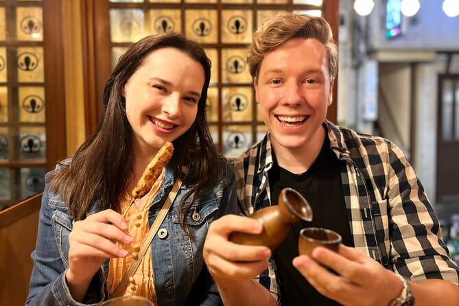 Tokyo Shinjuku Food & Backstreet Culture Tour: 15 Dishes+3 Drinks - Key points to know before booking