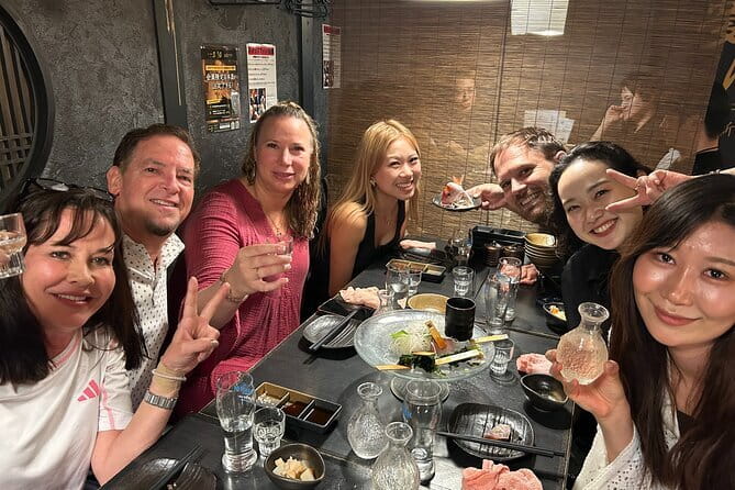 Tokyo Shinjuku Food & Backstreet Culture Tour: 15 Dishes+3 Drinks - Kabukicho food stops and local etiquette