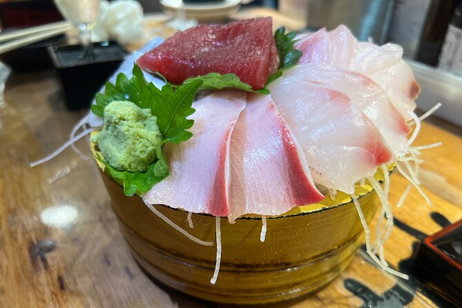 Tokyo: Shinjuku Food Tour (13 Dishes at 4 Local Eateries) - Why this food walk works in Shinjuku