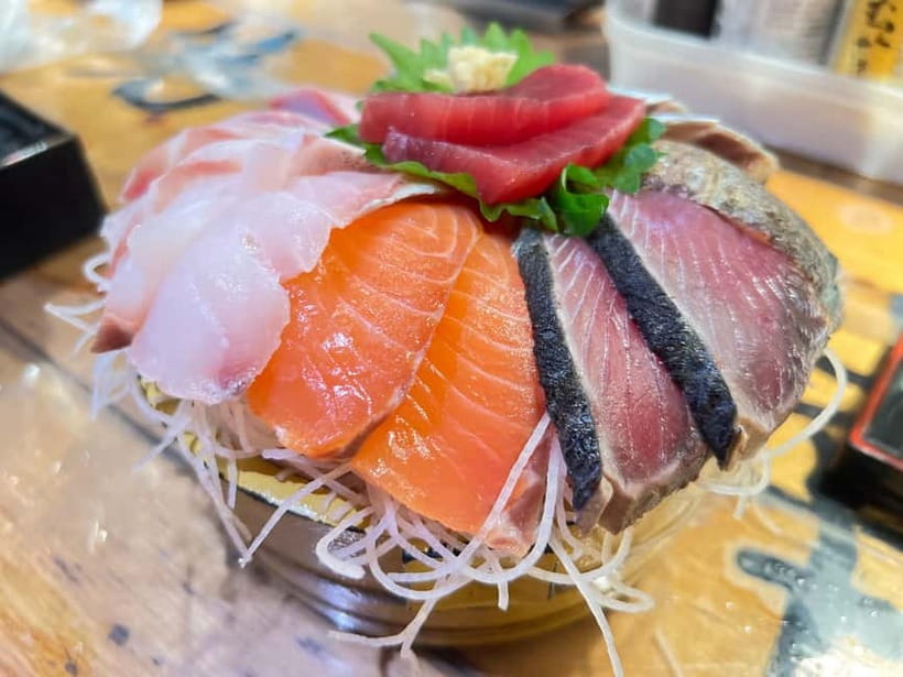 Tokyo: Shinjuku Food Tour (15 Dishes and 4 Eateries) - Golden Gai: tiny lanes and a strong start to the evening