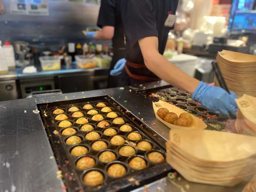 Tokyo: Shinjuku Food Tour (15 Dishes and 4 Eateries) - What the food variety means for your appetite