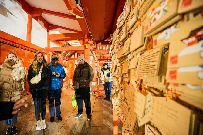 Tokyo: Shinjuku Historical Walking Tour & Secret Backstreets - Omoide Yokocho and the old Shinjuku feel