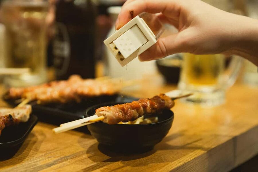Tokyo: Shinjuku Izakaya and Golden Gai Bar Hopping Tour (2h) - Why this Shinjuku night works