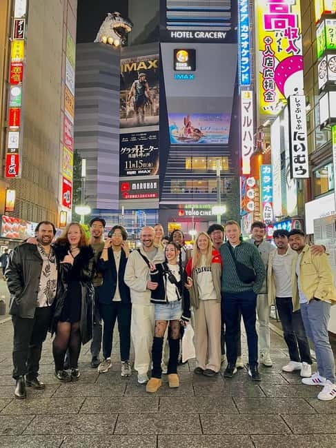 Tokyo: Shinjuku Local Bar and Izakaya Guided Walking Tour - Moving through Kabukicho’s neon center