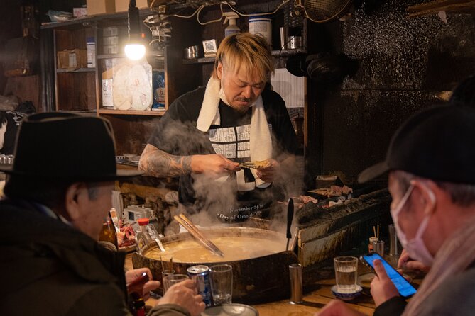 Tokyo: Shinjuku Local Bar & Izakaya Crawl Tour - Walking through Kabukicho with a local guide