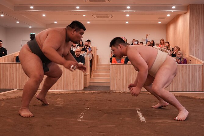 Tokyo Shinjuku Sumo Show & Experience with Photo - Getting there and planning your timing