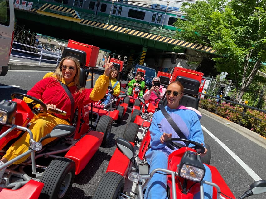 Tokyo: Street Kart Experience in Shibuya - Shibuya Crossing from inside the traffic flow