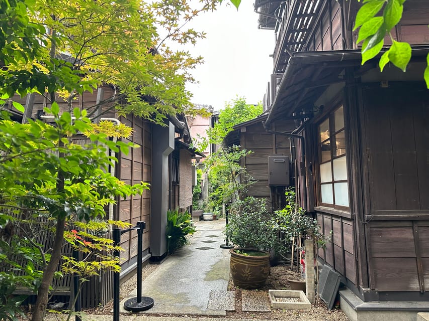 Tokyo:Stroll in Old traditional culture towns~Yanaka & Nezu - Key points at a glance