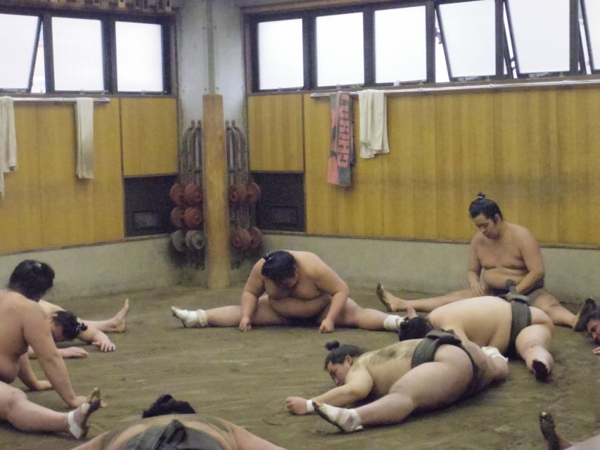 Tokyo: Sumo Morning Practice Viewing Tour - The walk to the stable in Ryogoku