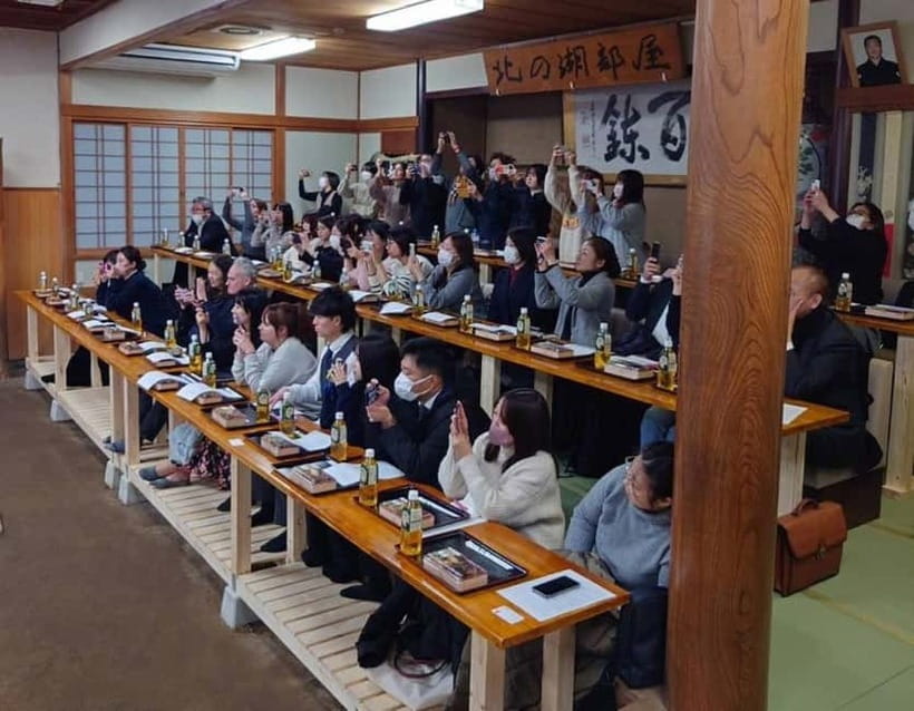 Tokyo: Sumo Show and Dining Experience - Key points at a glance
