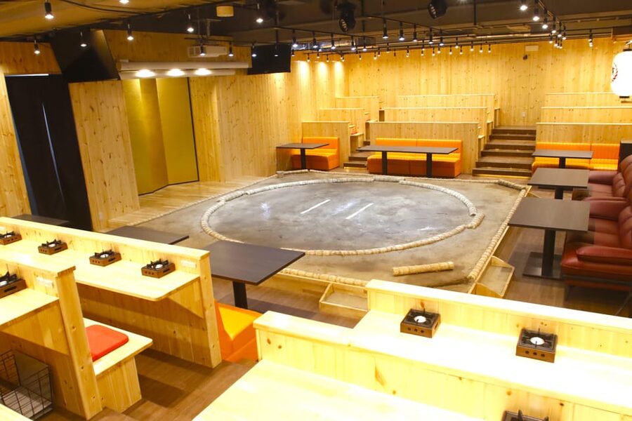 Tokyo: Sumo Show Experience with Chicken Hot Pot and a Photo - The Sumo Challenge: your chance to enter the dohyo