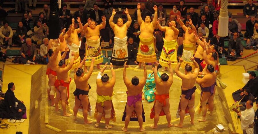 Tokyo: Sumo Tournament Tour with Chair Seat Tickets - Meeting at JR Ryogoku Station and entering the arena