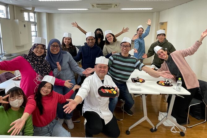 Tokyo Sushi Making Class in Tsukiji with Professional Chef - Making five nigiri and one rolled sushi