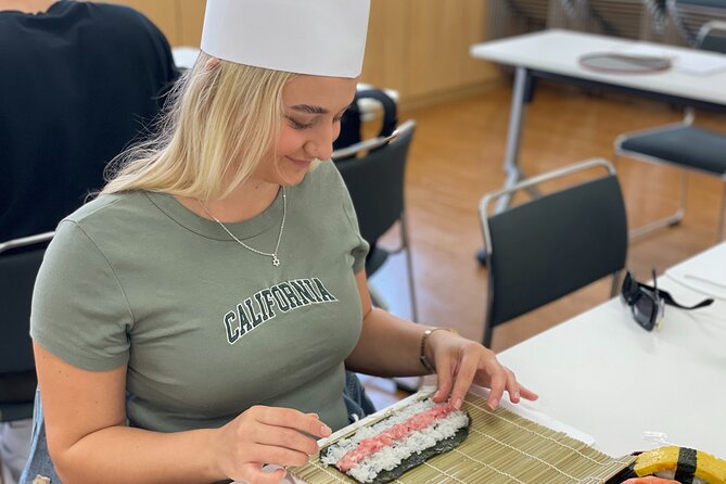 Tokyo Sushi Making Class in Tsukiji with Professional Chef - Eating your own sushi for lunch