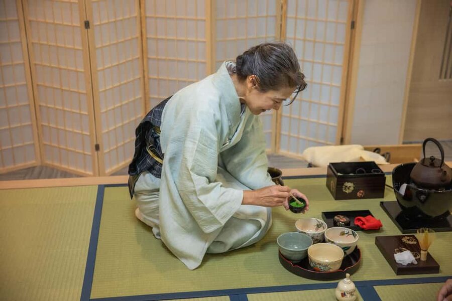 Tokyo: Tea Ceremony Experience in Asakusa - Whisking Your Own Bowl of Matcha