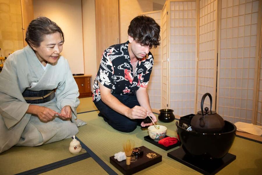 Tokyo: Tea Ceremony Experience in Asakusa - Why the One-Hour Format Works