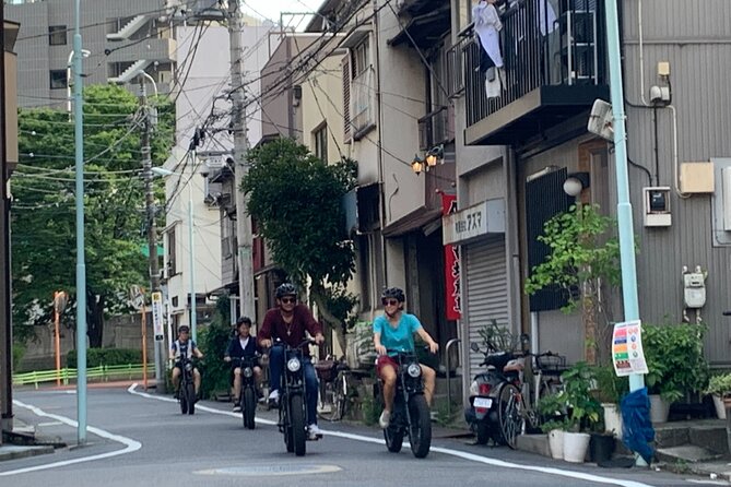 Tokyo Top Highlights 3h Guided E-bike Tour - Should you book the Tokyo e-bike tour?