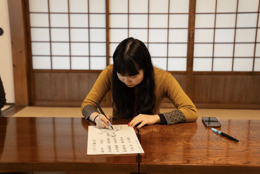 Tokyo: Zen Meditation at a Private Temple with a Monk - Who Will Enjoy This Most?