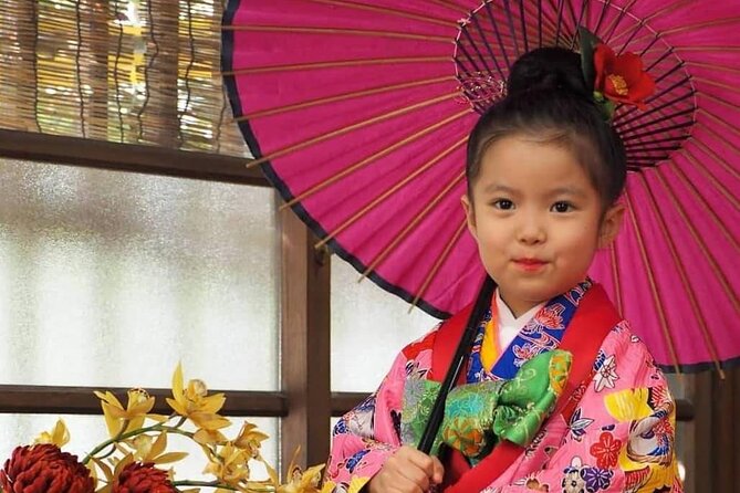 Traditional Japanese Costumes "Kimono", "Yukata", "Ryuso", "Photograph Course "Hair Set & Lipstick & Kimono & Photography" - Arriving at the Kumoji studio