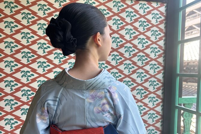 Traditional Kimono Experience in Nagasaki - Choosing One Kimono From More Than 100