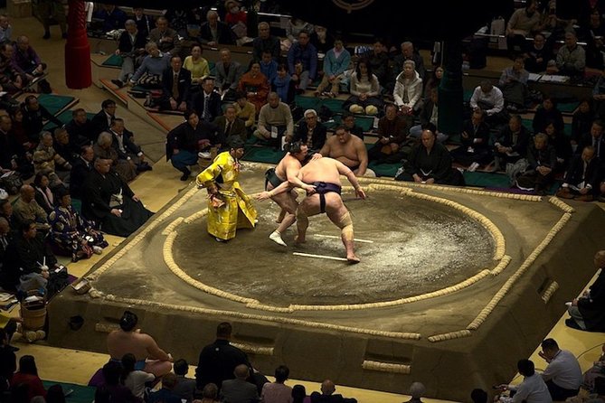 Ultimate Sumo Tournament: Tokyo, Osaka, Nagoya, Fukuoka - The off-season stable visit near Warabi