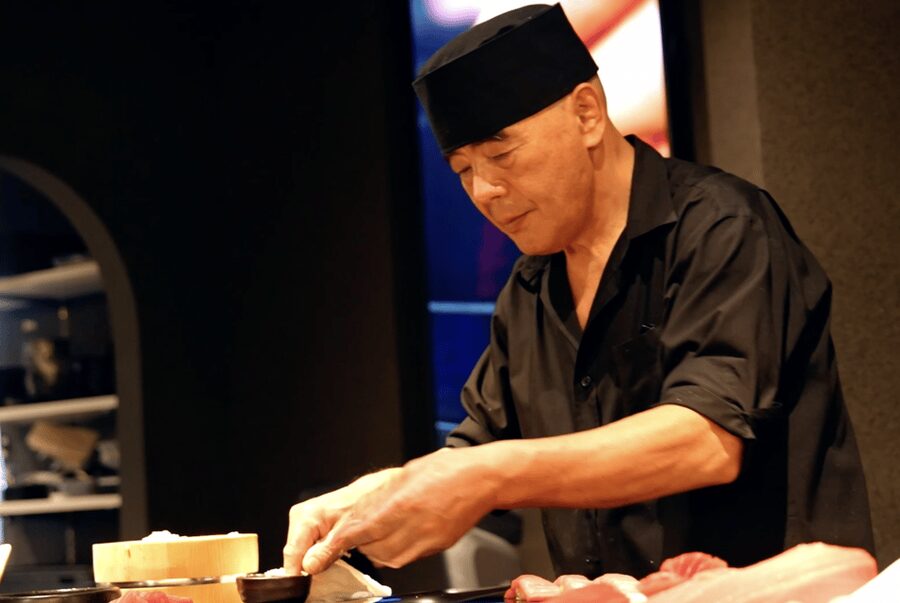 Unlimited Sake Tasting with Sushi Omakase tasting in Tokyo - The sushi course, with Yamayuki tuna